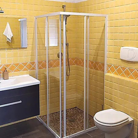 Artemide Campigliano ホテル Faiano